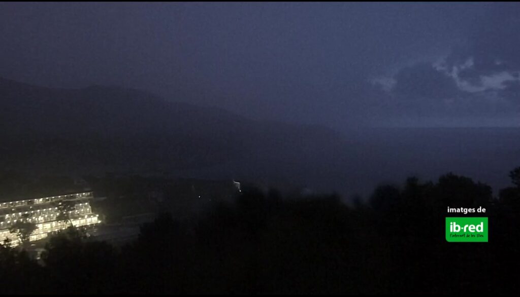 camera-299-preview.jpg Avista Baleares